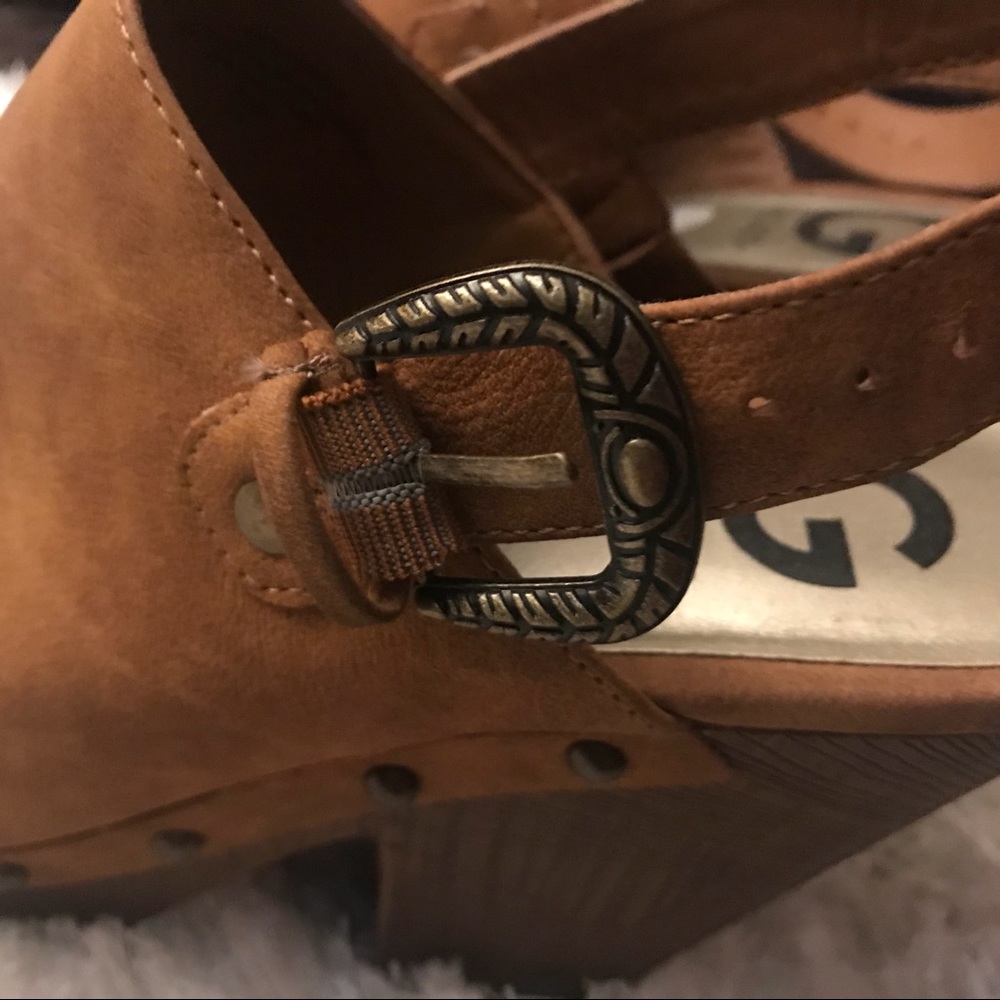 Guess Wedges - Picture 4 of 4